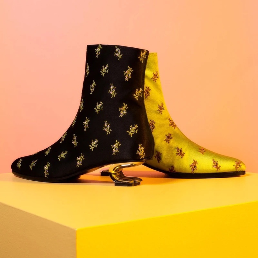 Nicole Saldana Yenna Boots